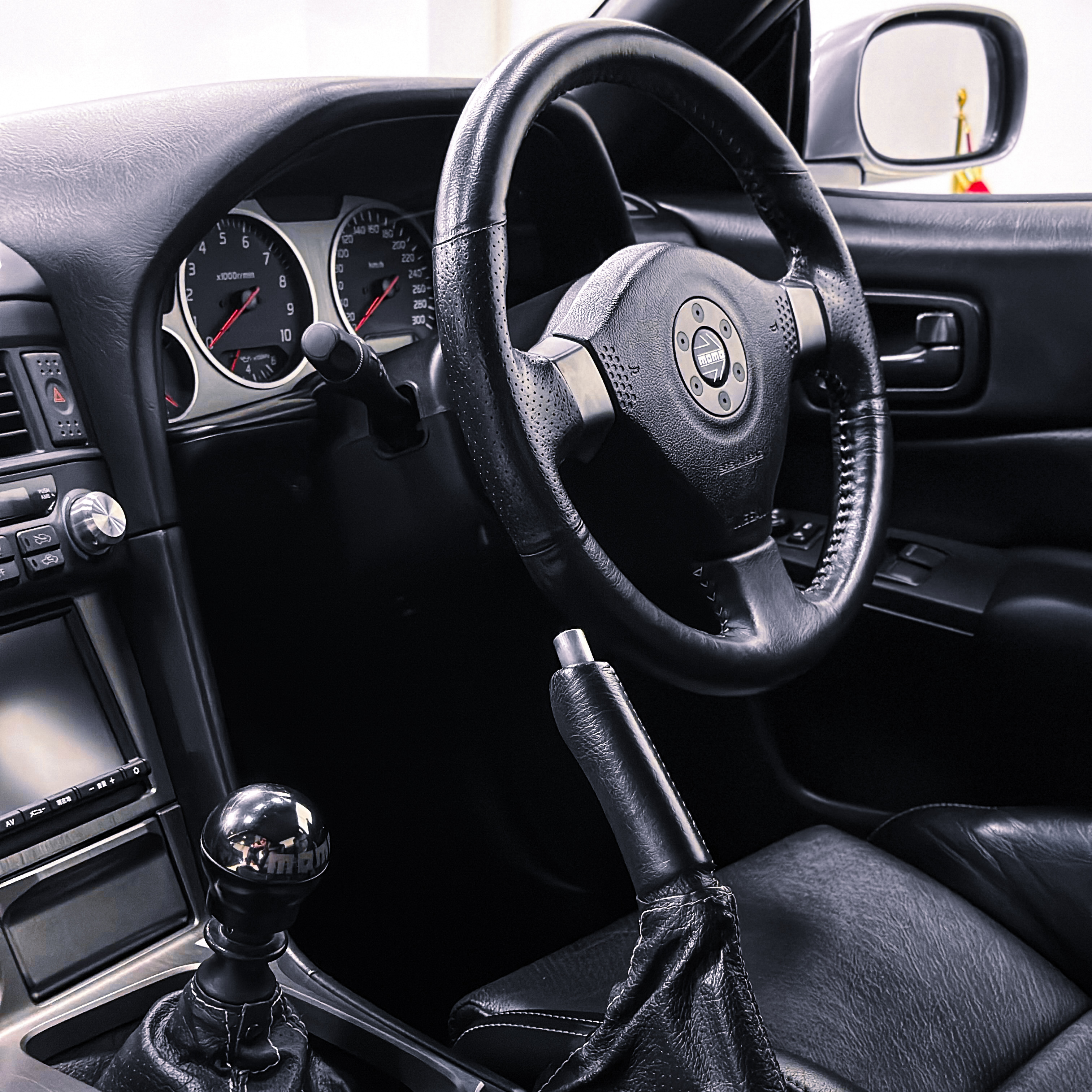 cars dubai GTR r34 Skyline interior